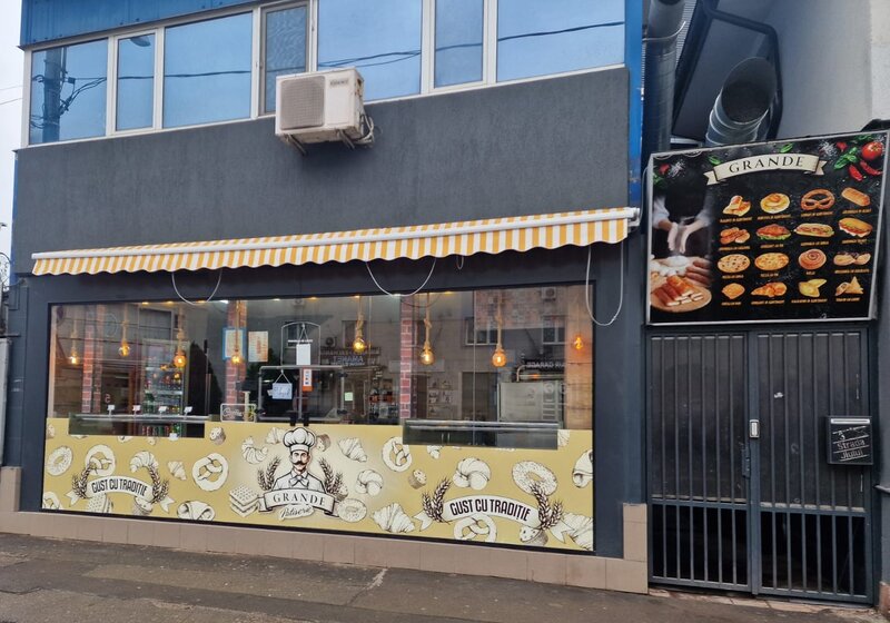 Vand afacere patiserie in functiune