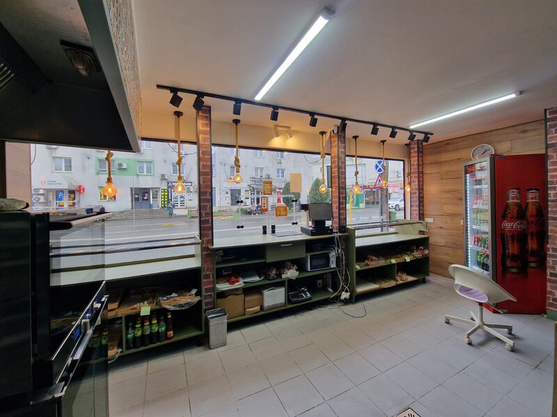 Vand afacere patiserie in functiune